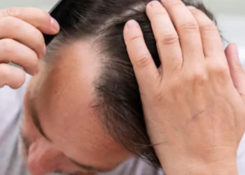 romeu-zema-lanca-pre-candidatura-a-presidencia-e-dispara-contra-pt,-stf-e-brics