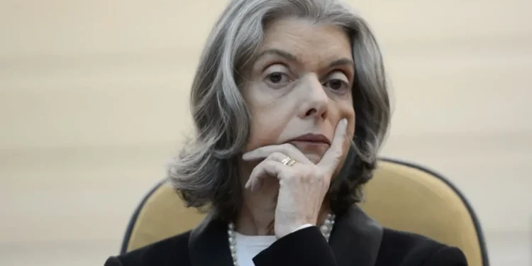 ministra-do-stf,-carmen-lucia,-participa-de-congresso-em-goiania