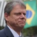 apos-ataques-da-familia-bolsonaro,-tarcisio-reafirma-que-disputara-a-reeleicao-ao-governo-de-sp