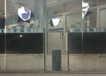 homem-e-preso-por-vandalismo-em-agencia-da-caixa-em-aparecida-de-goiania