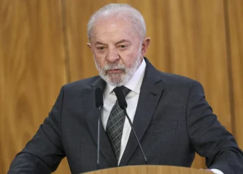 lula-e-putin-conversam-por-telefone-sobre-cupula-russia-eua