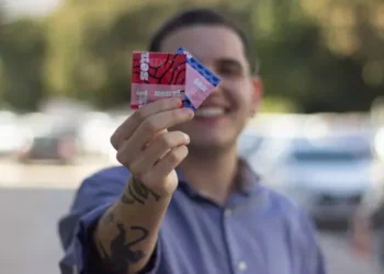 queda-no-uso-de-preservativos-preocupa-e-leva-sus-a-ampliar-oferta-com-novos-modelos