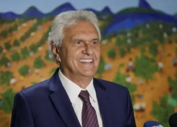 caiado-ataca-lula-e-ministros-de-governo-nao-aplaudem-em-evento-partidario