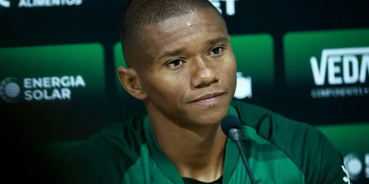 juninho-aponta-derrota-no-classico-como-alerta-definitivo-para-o-goias-na-serie-b
