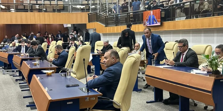 composicao-da-cei-da-limpa-gyn-ganha-corpo-na-camara-municipal