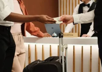 projeto-de-lei-quer-acabar-com-check-out-cedo-nos-hoteis-do-brasil