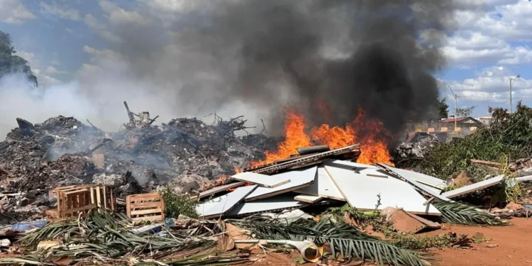 comurg-alerta-sobre-riscos-da-queima-de-lixo-e-folhagens