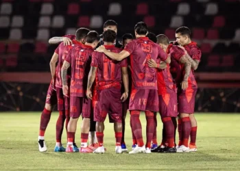 vila-nova-tropeca-contra-o-botafogo-sp-e-perde-chance-de-voltar-ao-g-4