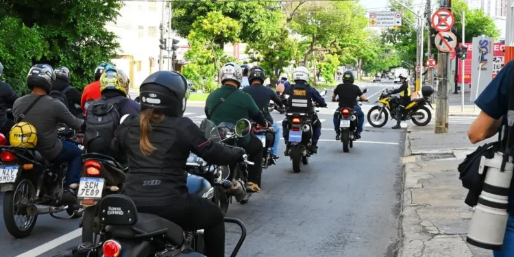 motocicletas-somam-600-mortes-por-ano-e-lotam-hospitais-no-estado