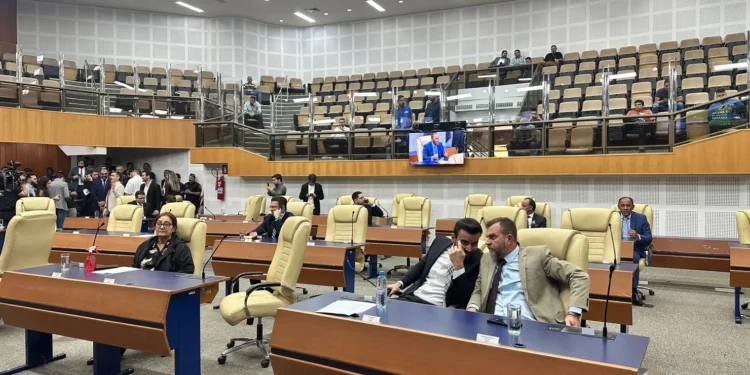 exoneracoes-e-cei-da-limpa-gyn-elevam-desgaste-politico-entre-vereadores-e-paco