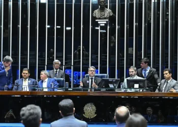 senado-aprova-projeto-contra-“adultizacao”-de-criancas-e-adolescentes