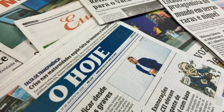 whatsapp,-pdf-e-redes-sociais-tornam-eleitor-maior-que-partidos