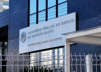 pge-es-abre-concurso-com-salario-de-r$-27,7-mil-para-procurador