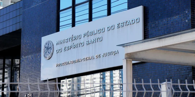 pge-es-abre-concurso-com-salario-de-r$-27,7-mil-para-procurador