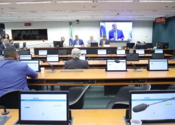 processos-contra-11-deputados-serao-analisados-nesta-terca