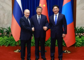 xi-reune-putin-e-kim-em-pequim-e-exibe-desafio-ao-ocidente