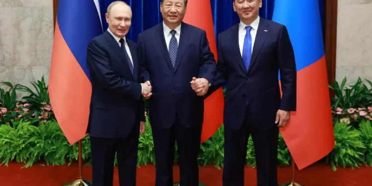 xi-reune-putin-e-kim-em-pequim-e-exibe-desafio-ao-ocidente