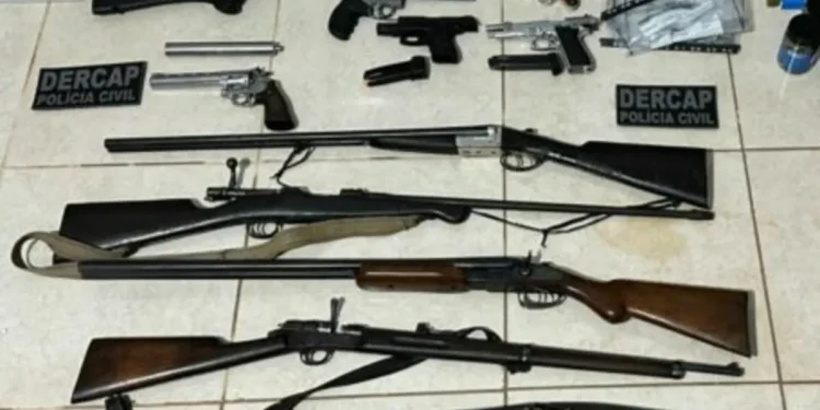 advogado-e-preso-em-goias-com-arsenal-de-15-armas-e-3-mil-municoes