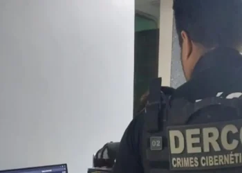 pcgo-cumpre-mandado-em-anapolis-por-crime-de-racismo-em-rede-social