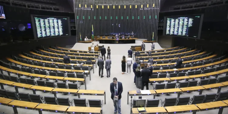 divisao-de-apoios-vai-deixar-cidades-grandes-sem-deputados