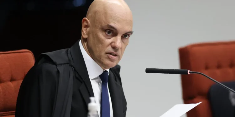 alexandre-de-moraes-solicita-nova-data-de-julgamento-de-bolsonaro-no-stf