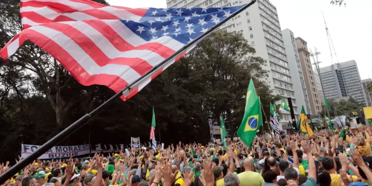 esquerda-e-direita-se-esquecem-do-pais-nos-comicios-do-7-de-setembro