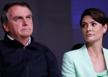 michelle-ataca-stf-e-critica-prisao-domiciliar-de-bolsonaro