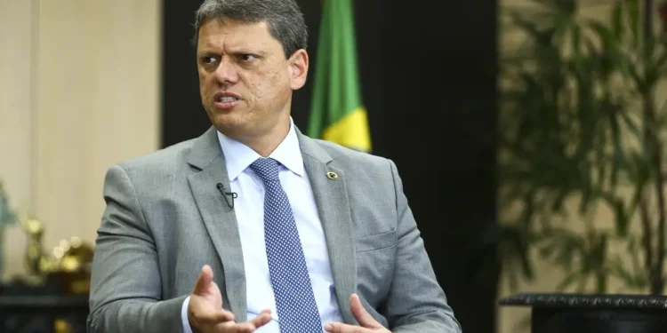 bolsonaristas-pressionam-tarcisio-por-saida-do-republicanos-do-governo-lula