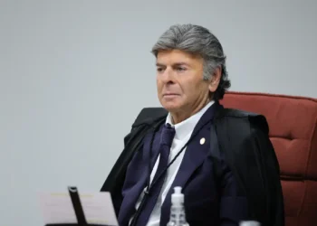 fux-aponta-incompetencia-do-stf-para-julgar-bolsonaro-e-aliados