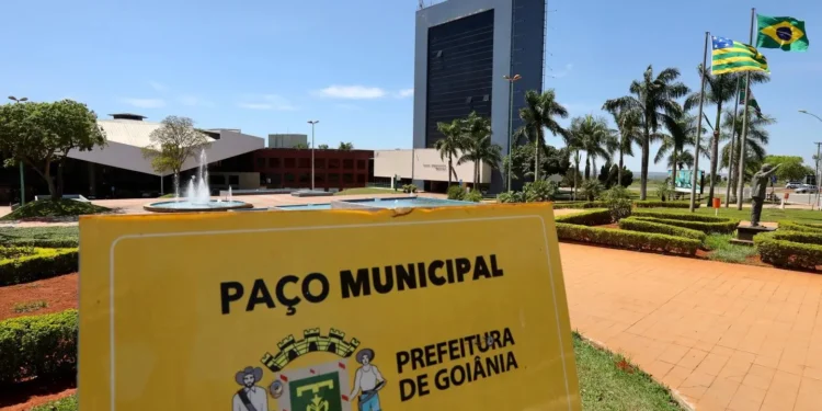 tcm-suspende-contrato-de-r$-167-milhoes-da-prefeitura-de-goiania