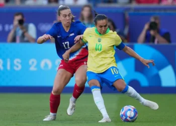 camara-aprova-projeto-que-cria-o-marco-legal-do-futebol-feminino