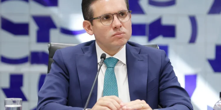 deputado-pede-retirada-de-hugo-motta-da-presidencia-da-camara