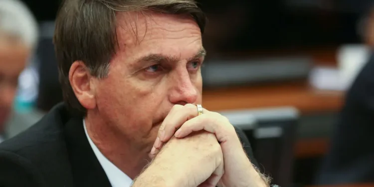 centrao-pressiona-bolsonaro-a-apoiar-tarcisio-antes-de-ir-para-prisao