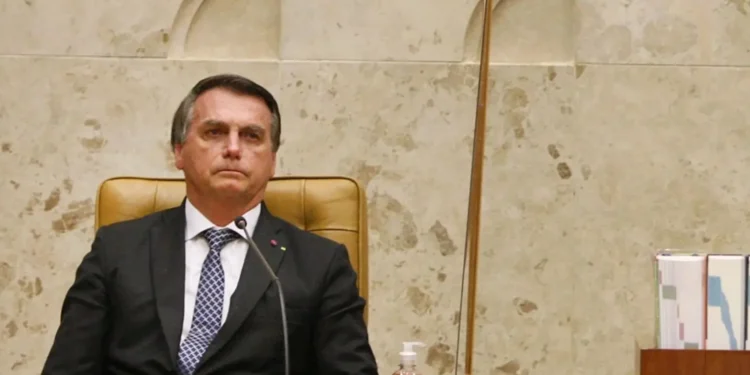 maioria-dos-brasileiros-e-contra-anistia-a-bolsonaro,-segundo-datafolha