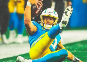 las-vegas-raiders-x-los-angeles-chargers:-onde-assistir-ao-vivo-e-horario-do-jogo