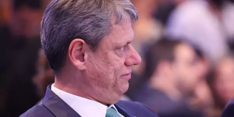 tarcisio-cresce-e-ameaca-projeto-presidencial-de-caiado