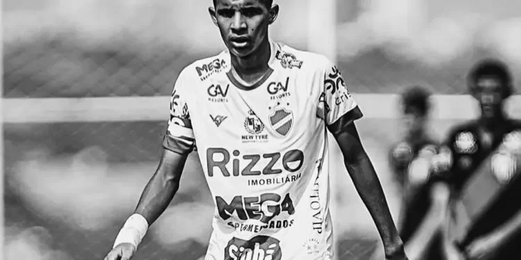 ex-jogador-da-base-do-vila-nova-morre-aos-18-anos