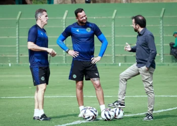 goias-avalia-rescisao-antecipada-de-contrato-de-jogador-pouco-utilizado-na-serie-b