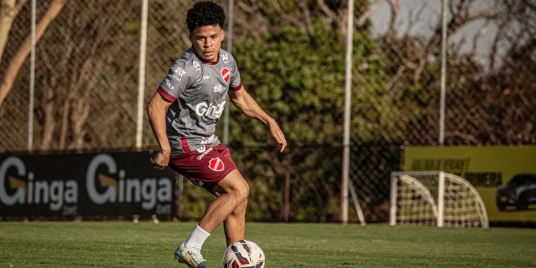 emerson-urso-esta-proximo-de-retornar-aos-gramados