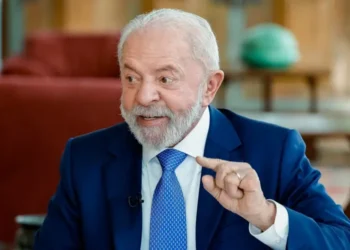 genial/quaest-aponta-lula-com-ate-47%-e-vitoria-sobre-todos-os-adversarios-em-2026