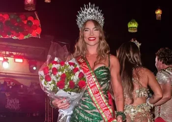 virginia-fonseca-e-criticada-por-samba-no-pe-como-rainha-de-bateria;-veja-video