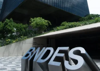 bndes-aprova-r$-1,2-bilhao-para-empresas-afetadas-por-tarifaco-dos-eua