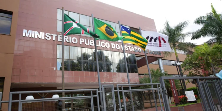 ministerio-publico-de-goias-abre-concurso-com-salarios-de-r$-34-mil