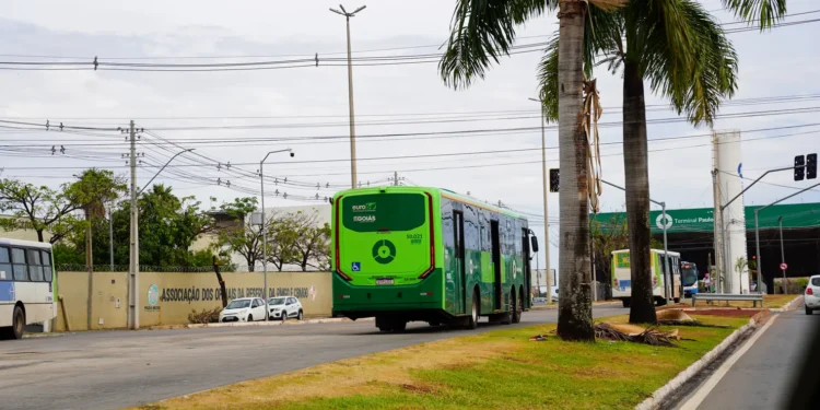 chuvas-paralisam-terminais-goianos-e-expoem-falhas-na-nova-rmtc