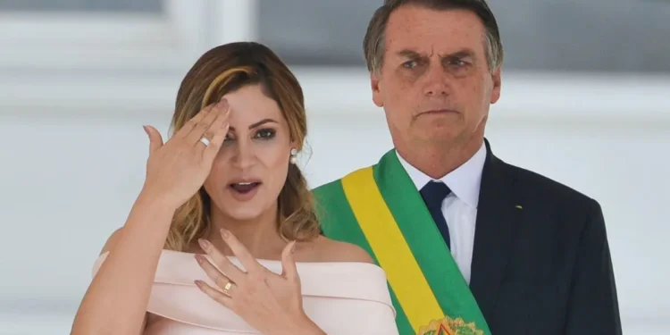 michelle-nao-descarta-candidatura-em-2026-“se-for-para-cumprir-a-vontade-de-deus”