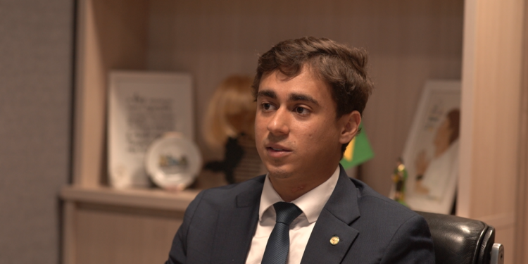 oposicao-organiza-caminhada-por-anistia-com-familiares-de-condenados