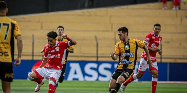 vila-nova-empata-com-novorizontino-e-engata-sequencia-de-sete-jogos-sem-vencer