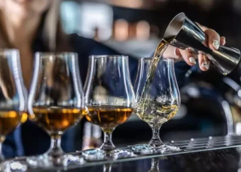 metanol-em-bebidas-adulteradas-provoca-mortes-e-risco-de-cegueira