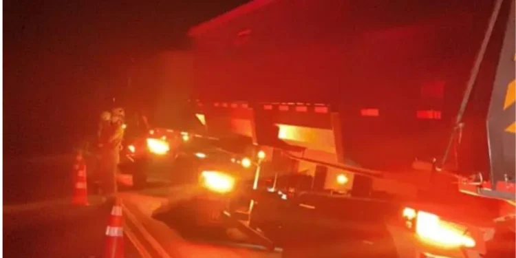 homem-morre-apos-tentar-subir-em-carreta-em-movimento-na-go-154