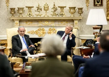 trump-assina-ordem-que-trata-ataque-ao-catar-como-ameaca-aos-eua